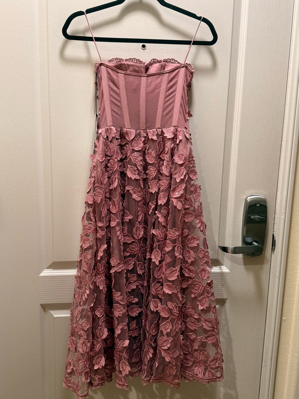 Helsi Florence Strapless Sequin Floral Midi Dress size XS Preloved - Picture 8 of 10